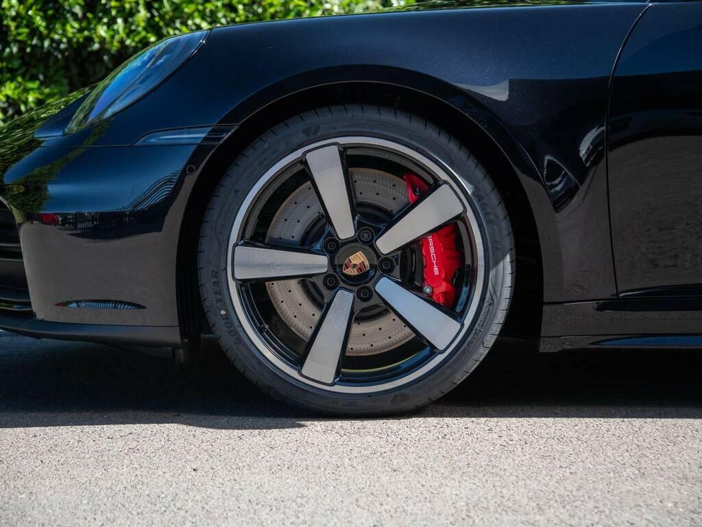 Porsche 911 3.6 996 Gt3 Coupe 328 Gkm, 381 Silver #11