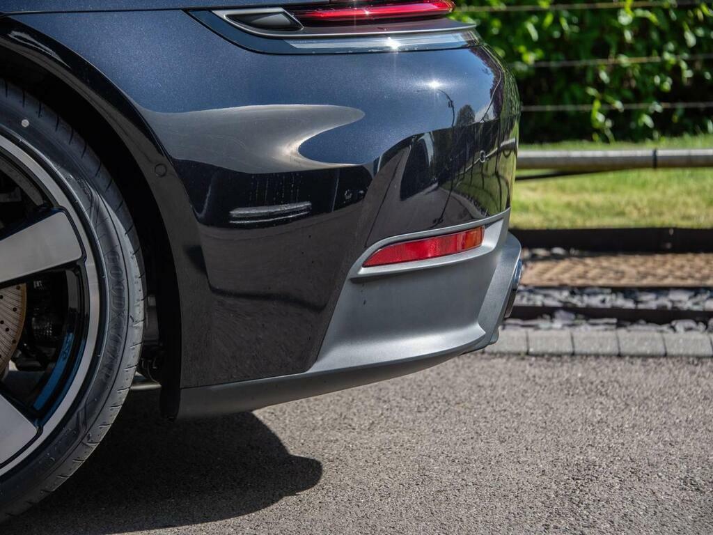 Porsche 911 3.6 996 Gt3 Coupe 328 Gkm, 381 Silver #16