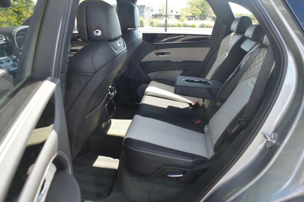 Bentley Bentayga 4.0 V8 Azure Ewb Suv 4Wd Euro 6 S Black #31