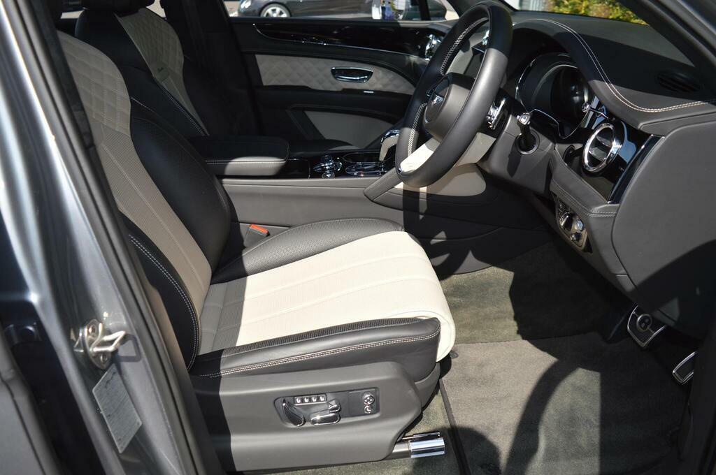 Bentley Bentayga 4.0 V8 Azure Ewb Suv 4Wd Euro 6 S Black #28