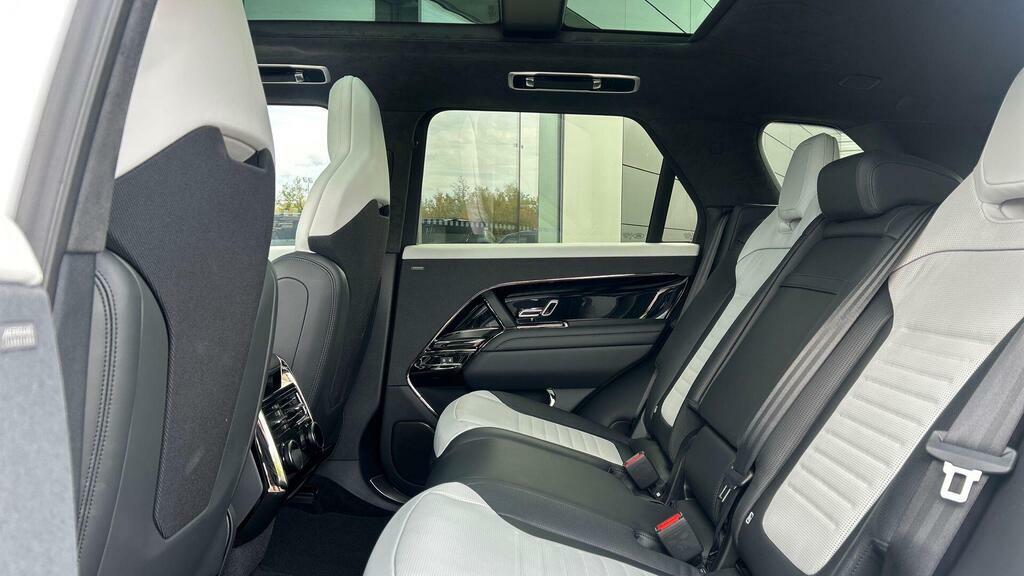 Land Rover Range Rover Sport 4.4 P635 V8 Mhev Sv Suv 4Wd Euro 6 White #4