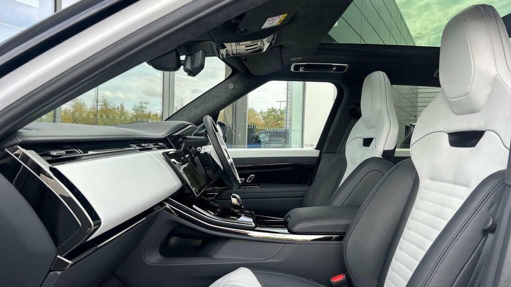 Land Rover Range Rover Sport 4.4 P635 V8 Mhev Sv Suv 4Wd Euro 6 White #3