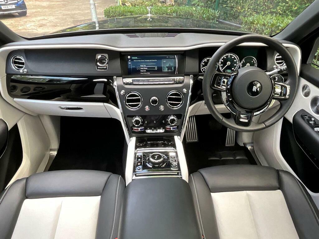 Rolls-Royce Cullinan 6.75 V12 4Wd Euro 6 Black #4