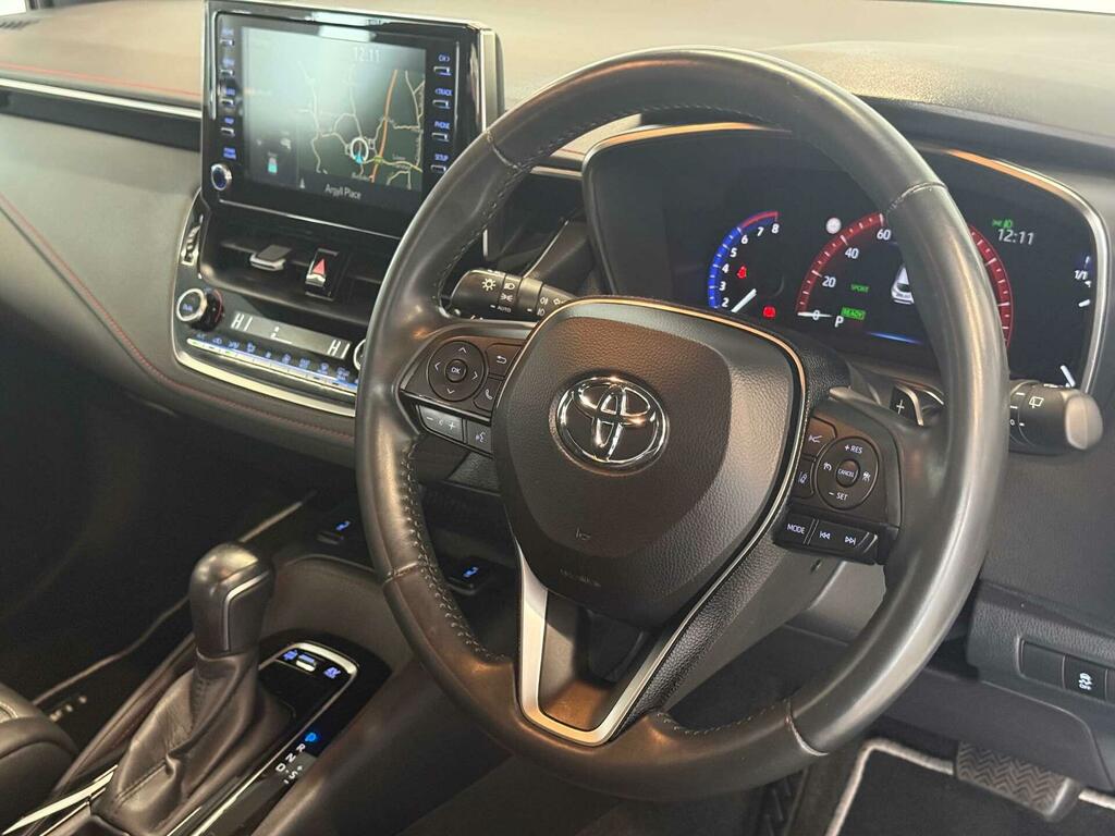 Toyota Corolla Excel #2