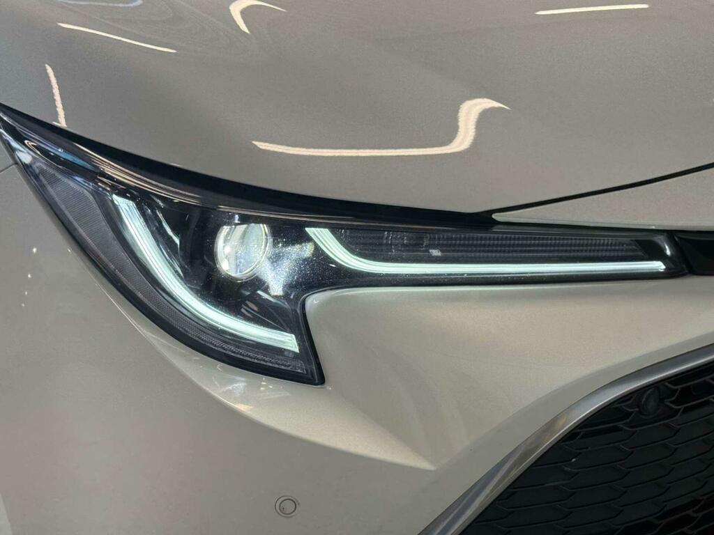 Toyota Corolla Excel #6