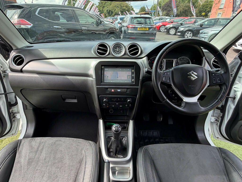 Suzuki Vitara 1.6 Sz5 Suv Euro 6 Ss 120 Ps White #2