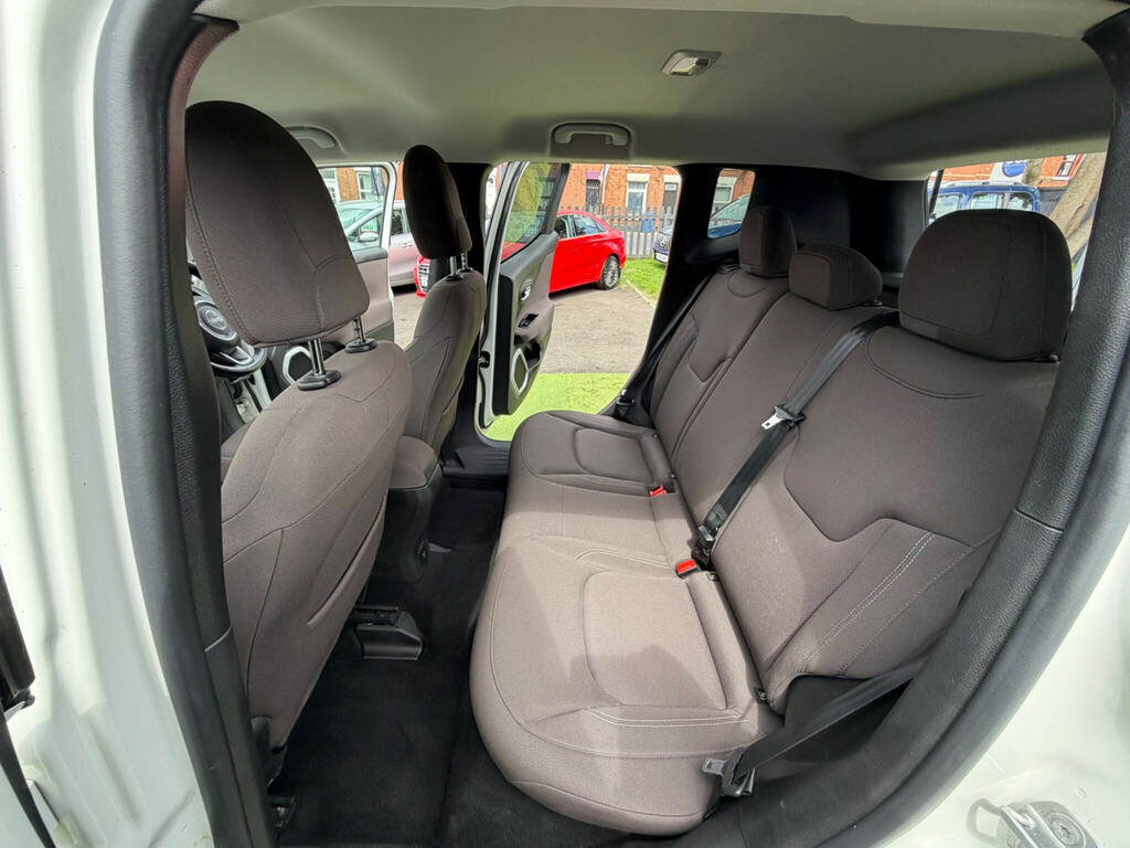 Jeep Renegade Limited 1.4 Multiair Ii 140Hp. Heated Leather. Sat White #25