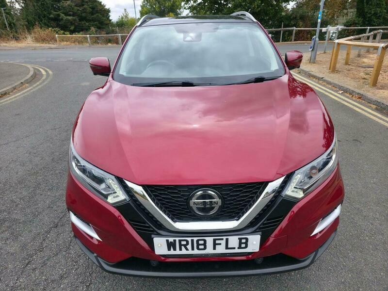 Nissan Qashqai 1.2 Dig-t N-connecta Euro Red #3
