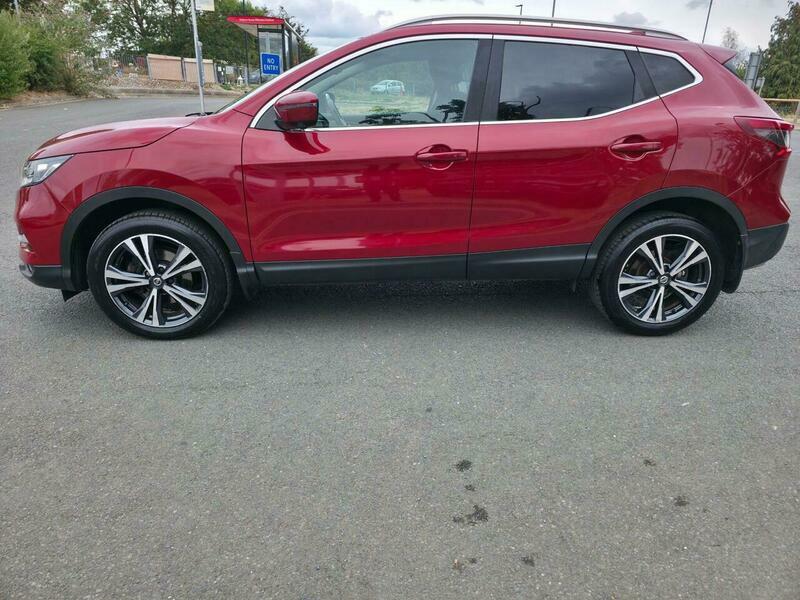 Nissan Qashqai 1.2 Dig-t N-connecta Euro Red #6