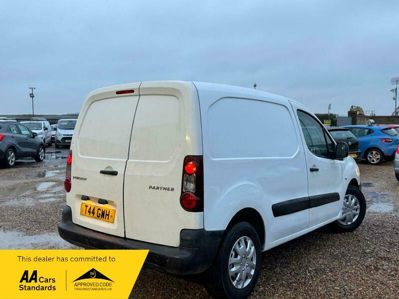 Peugeot Partner 1.6 Hdi 850 Professional T44GWH White #4