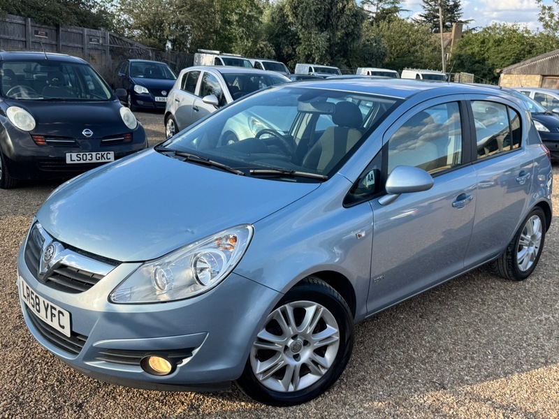 Vauxhall Corsa 1.4I 16V Club Silver #8