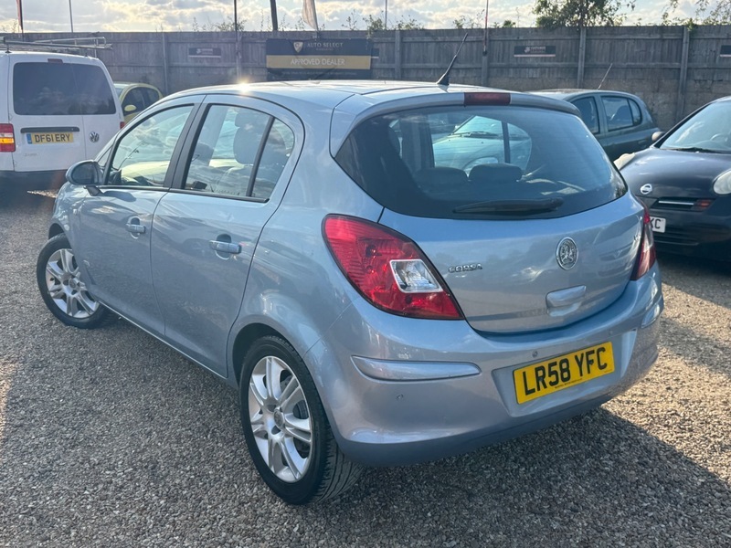 Vauxhall Corsa 1.4I 16V Club Silver #12