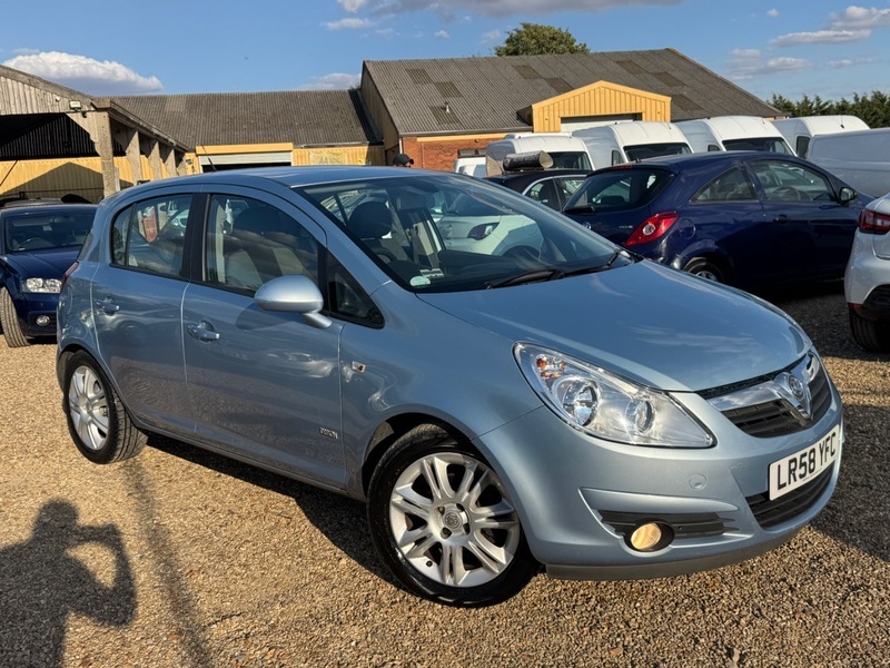 Vauxhall Corsa 1.4I 16V Club Silver #15