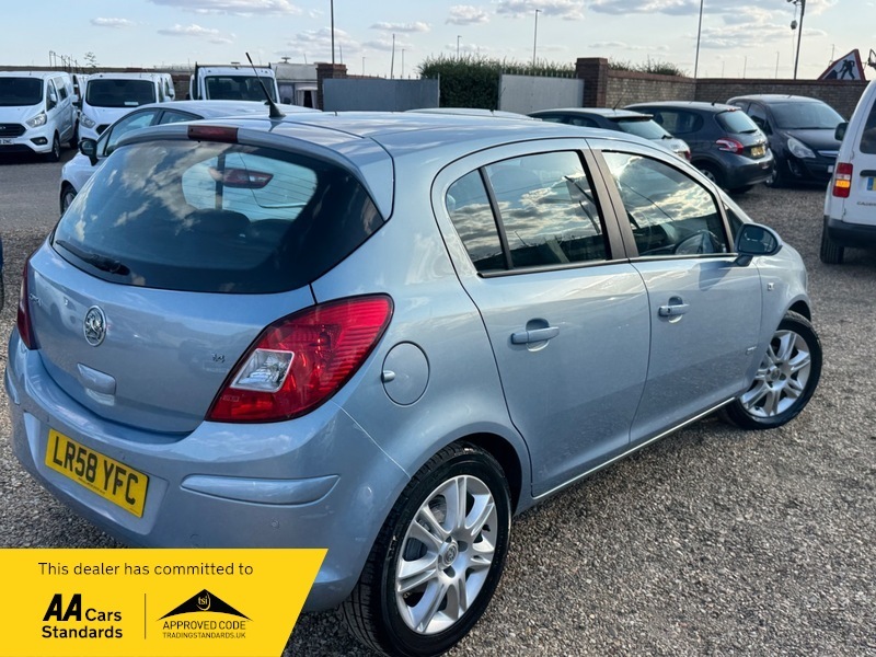 Vauxhall Corsa 1.4I 16V Club Silver #5
