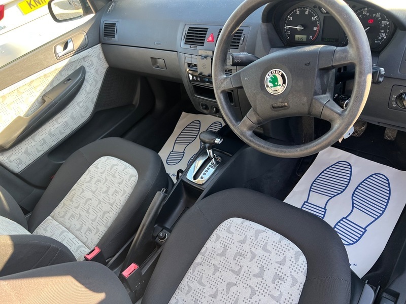 Skoda Fabia Estate 1.4 Comfort Ac 200303 Grey #24