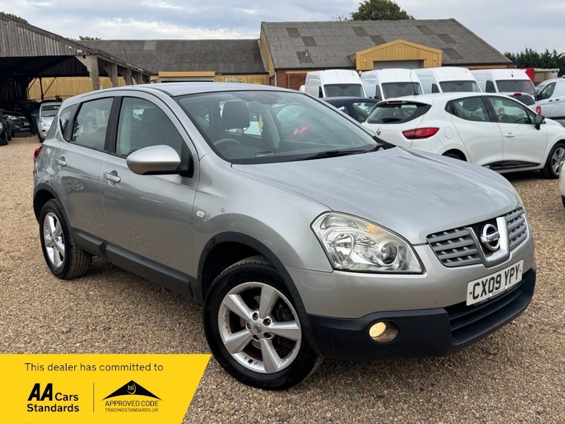 Nissan Qashqai 1.6 Visia Silver #1