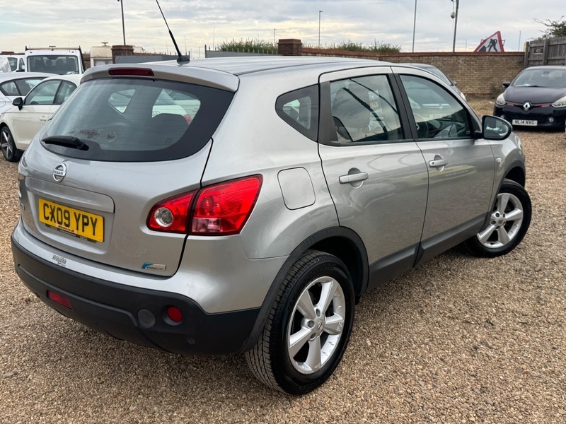 Nissan Qashqai 1.6 Visia Silver #10