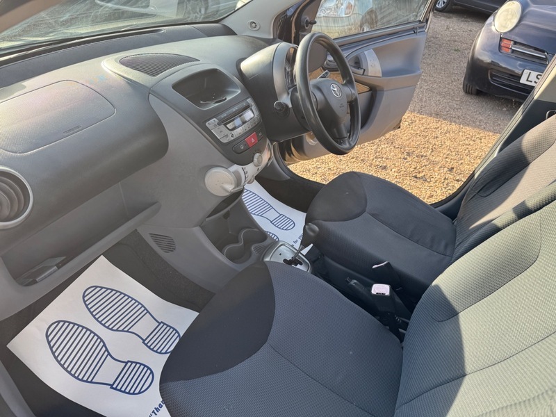 Toyota Aygo 1.0 Aygo Blue Mm Vvt-i Blue #24