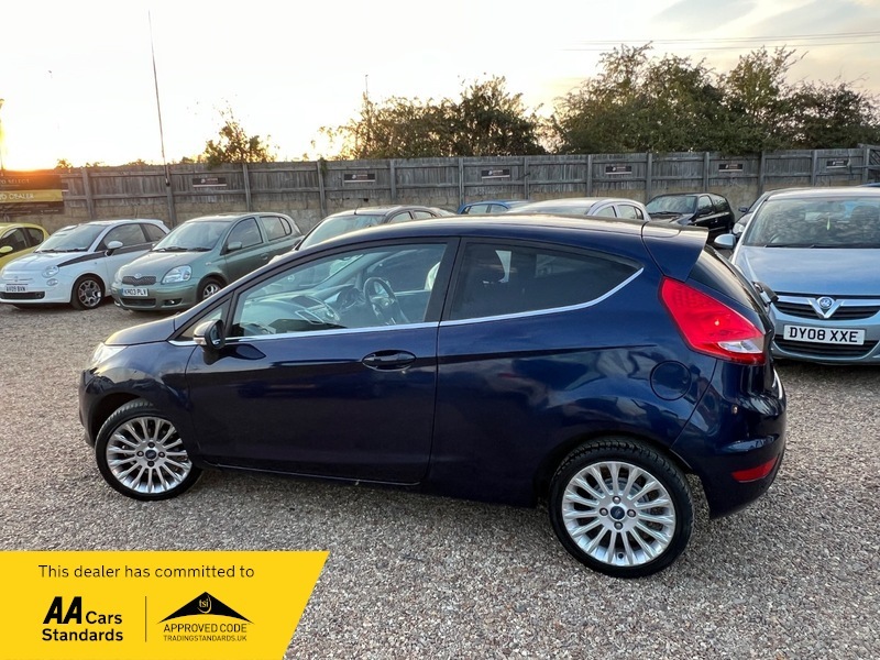 Ford Fiesta Titanium Blue #5