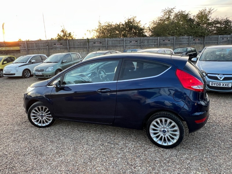 Ford Fiesta Titanium Blue #3
