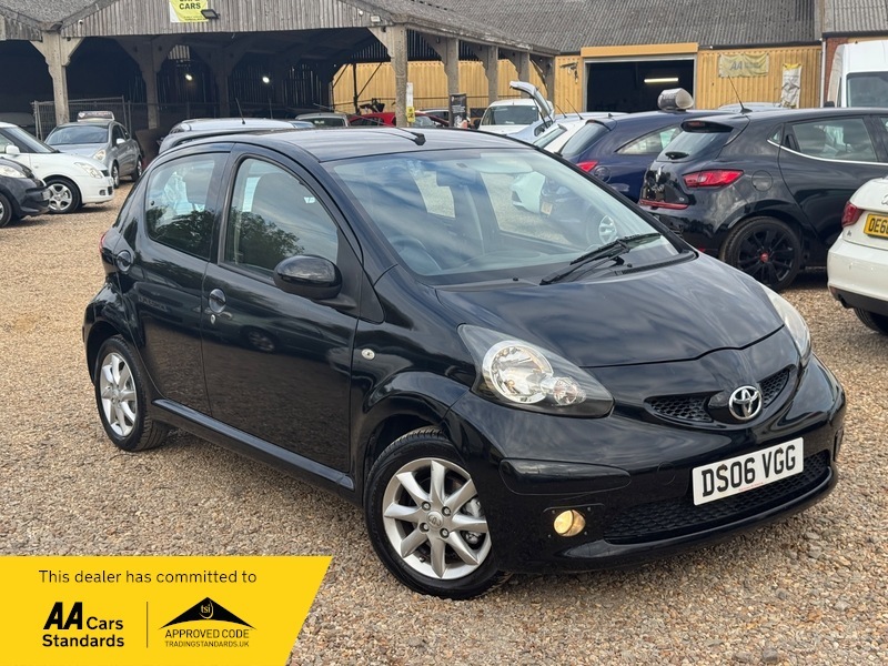 Toyota Aygo Vvt-i Black M M Black #5