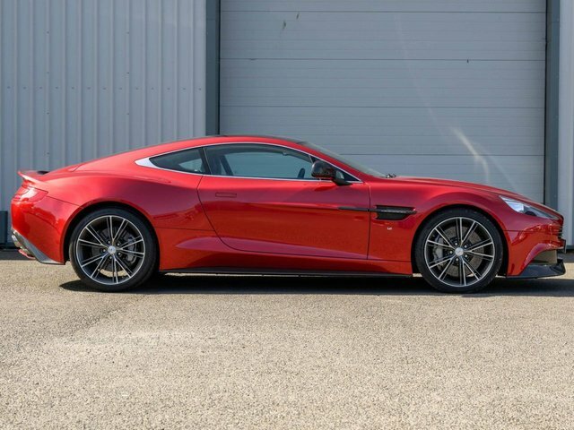 Aston Martin Vanquish 2016 5.9L 568 Bhp Red #5