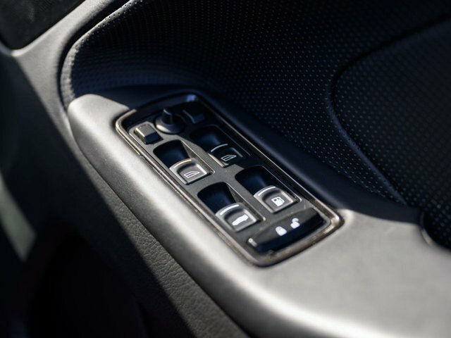 Aston Martin Vanquish V12 Volante T-troniii Euro 6 Silver #34