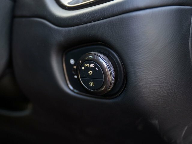 Aston Martin Vanquish V12 Volante T-troniii Euro 6 Silver #35