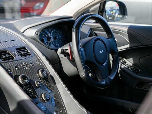 Aston Martin Vanquish 2016 5.9L 568 Bhp Red #3