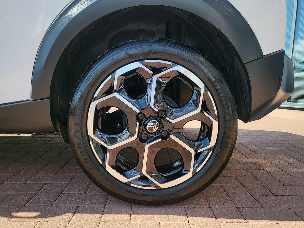 Citroen C3 1.2 Turbo Plus Hatchback Euro 6 #42