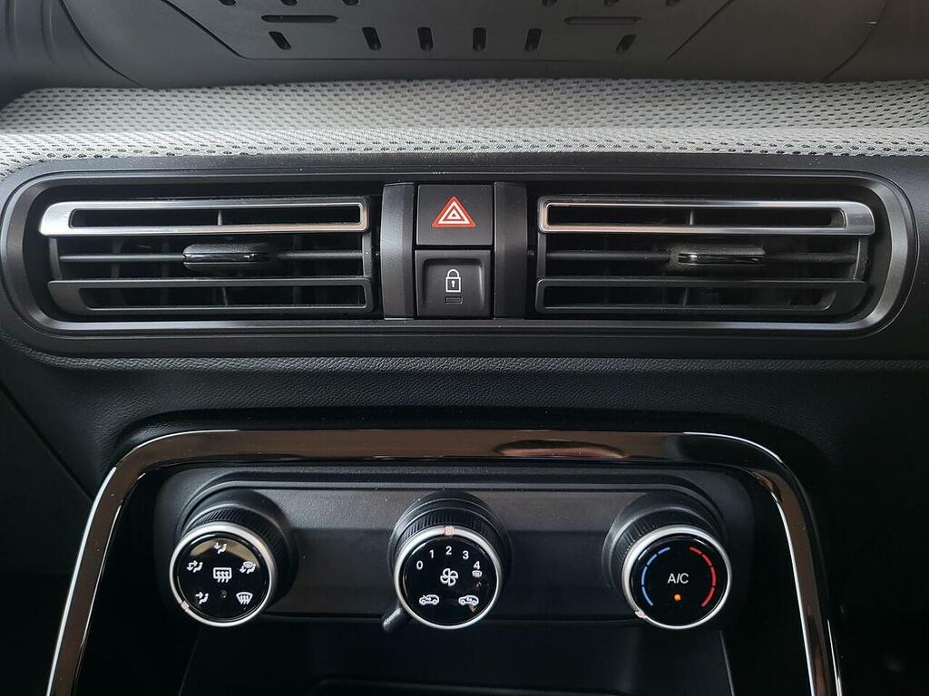 Citroen C3 1.2 Turbo Plus Hatchback Euro 6 #32