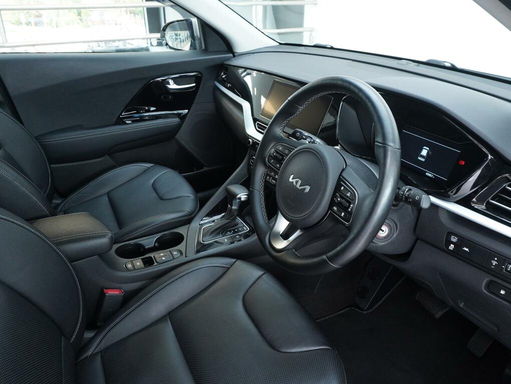 Kia Niro 1.6 Gdi 3 Suv Hybrid Dct Euro 6 Ss BYZ4775 White #3