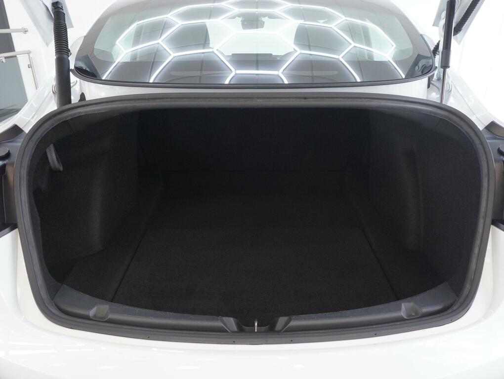 Tesla Model 3 Dual Motor Long Range Saloon 4 VGZ2559 White #6