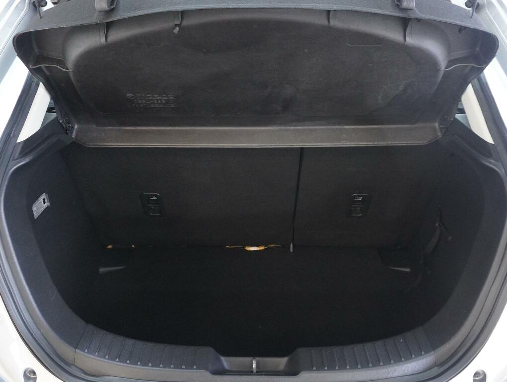Mazda 2 Se-l 75 Ps BSZ8648 Silver #6