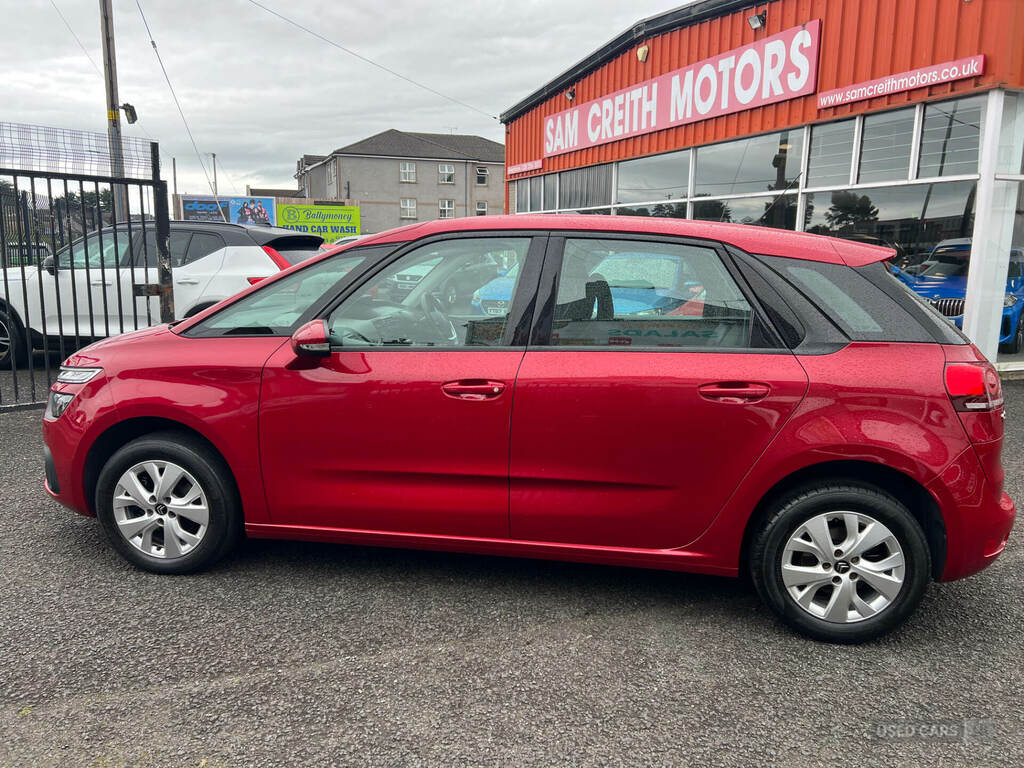 Citroen C4 Picasso 1.6 Bluehdi 100 Touch Edition Red