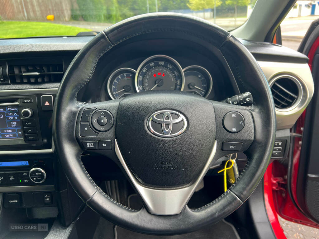Toyota Auris V-matic Icon Brown #13