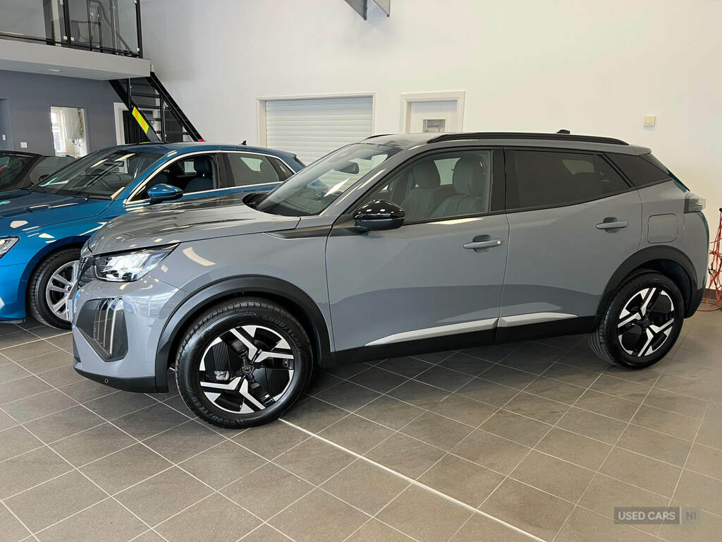 Peugeot 2008 1.2 Puretech Allure Grey #2