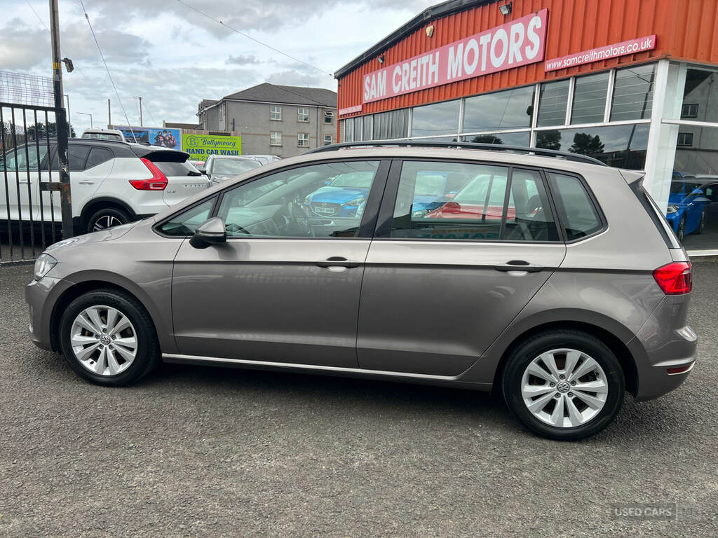 Volkswagen Golf SV 2.0 Tdi Se Grey #4
