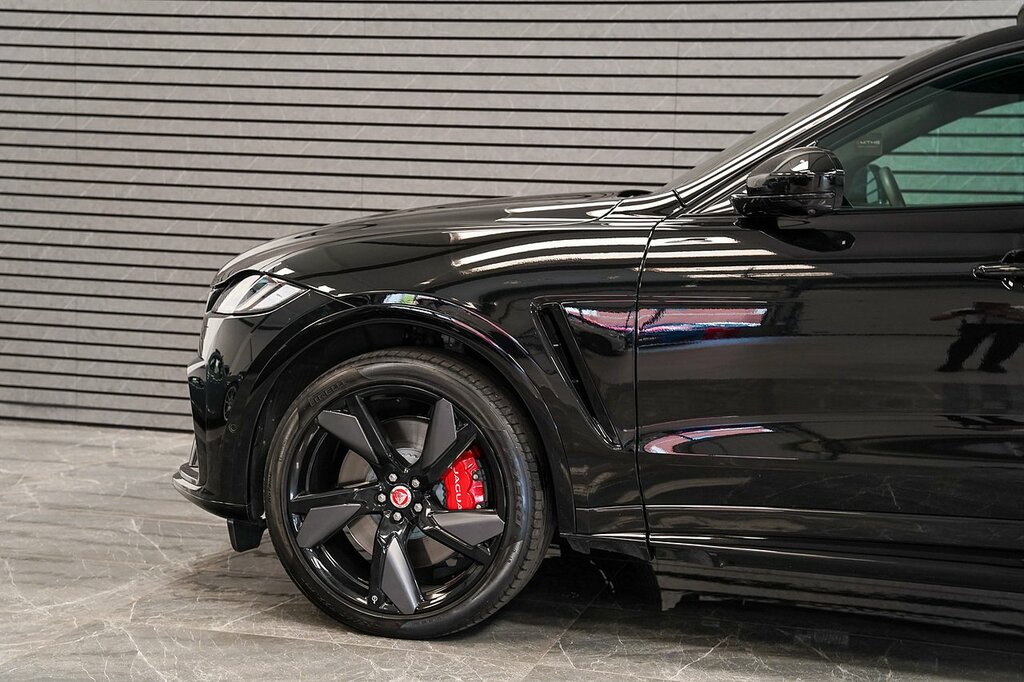 Jaguar F-Pace Jaguar Estate 2.0 P250 Se Awd Red #26