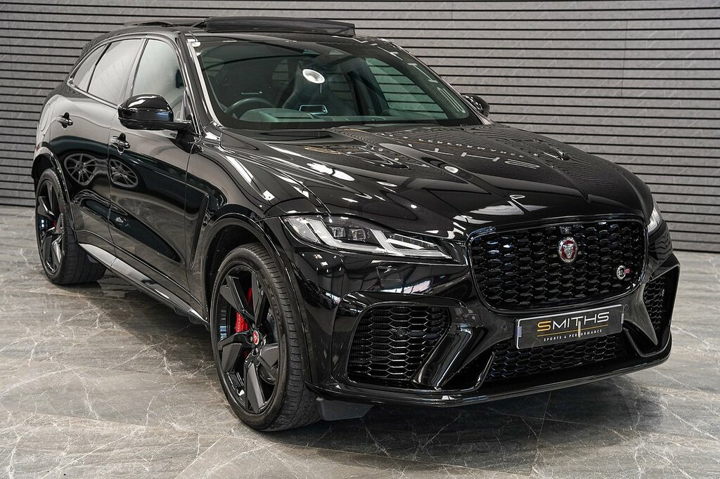 Jaguar F-Pace P550 V8 Svr Black #4