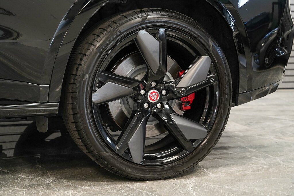 Jaguar F-Pace P550 V8 Svr Black #6