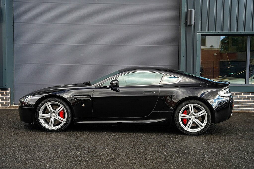 Aston Martin Vantage V8 Black #3