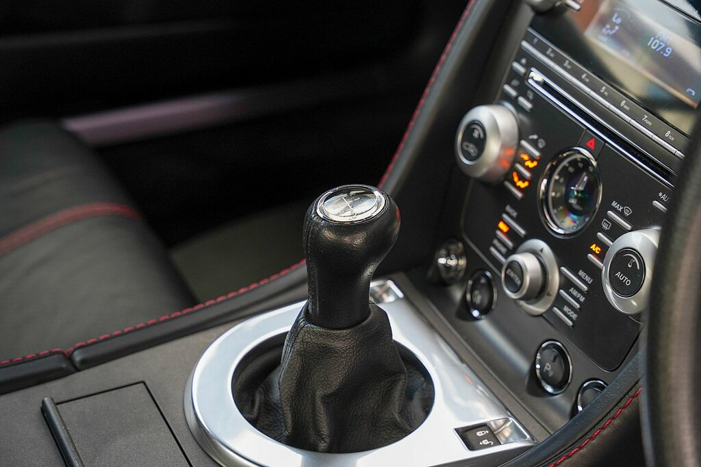 Aston Martin Vantage 4.7 V8 Sportshift Euro 4 Euro 4 Black #23
