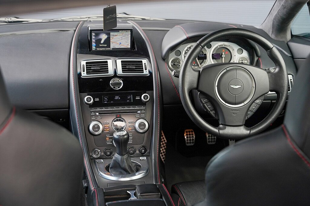 Aston Martin Vantage 4.7 V8 Sportshift Euro 4 Euro 4 Black #24