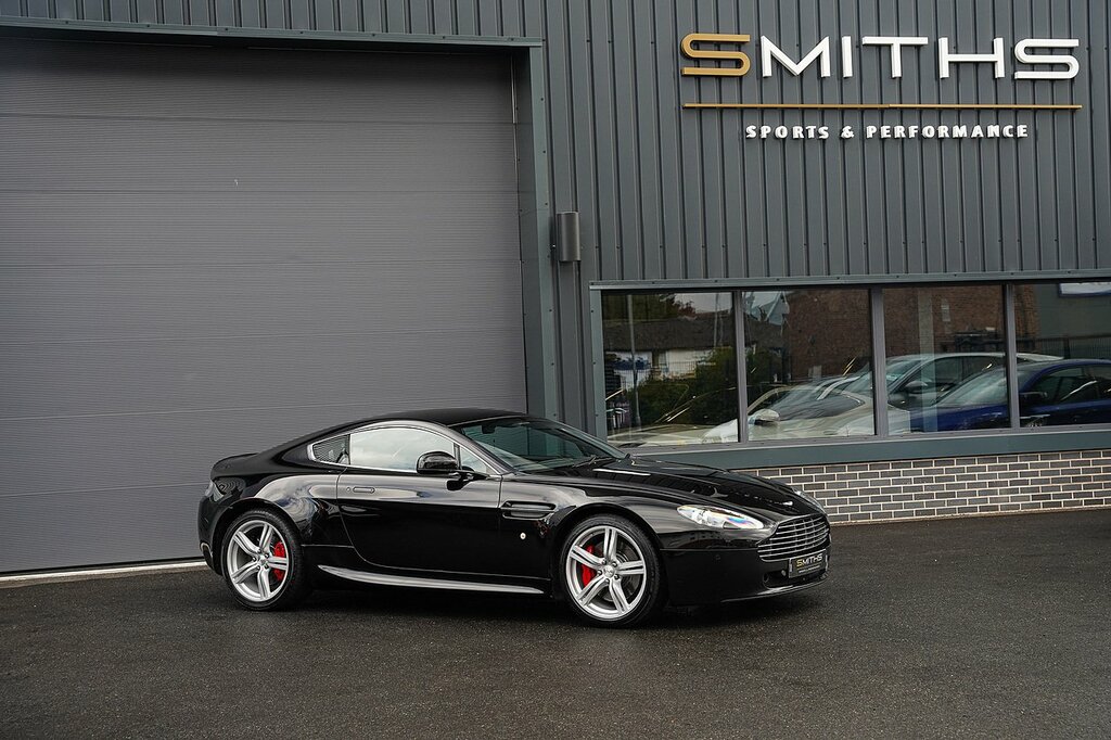 Aston Martin Vantage V8 Black #6