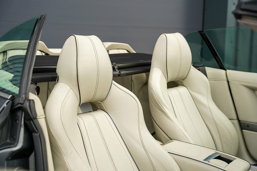 Aston Martin DB9 V12 Volante T-tronicii Euro 5 Black #14