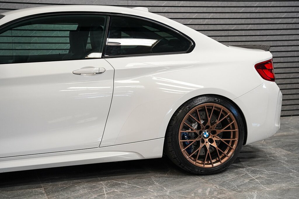 BMW M2 Biturbo Competition White #5