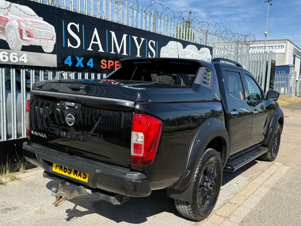 Nissan Navara 2.3L Tekna Black #15