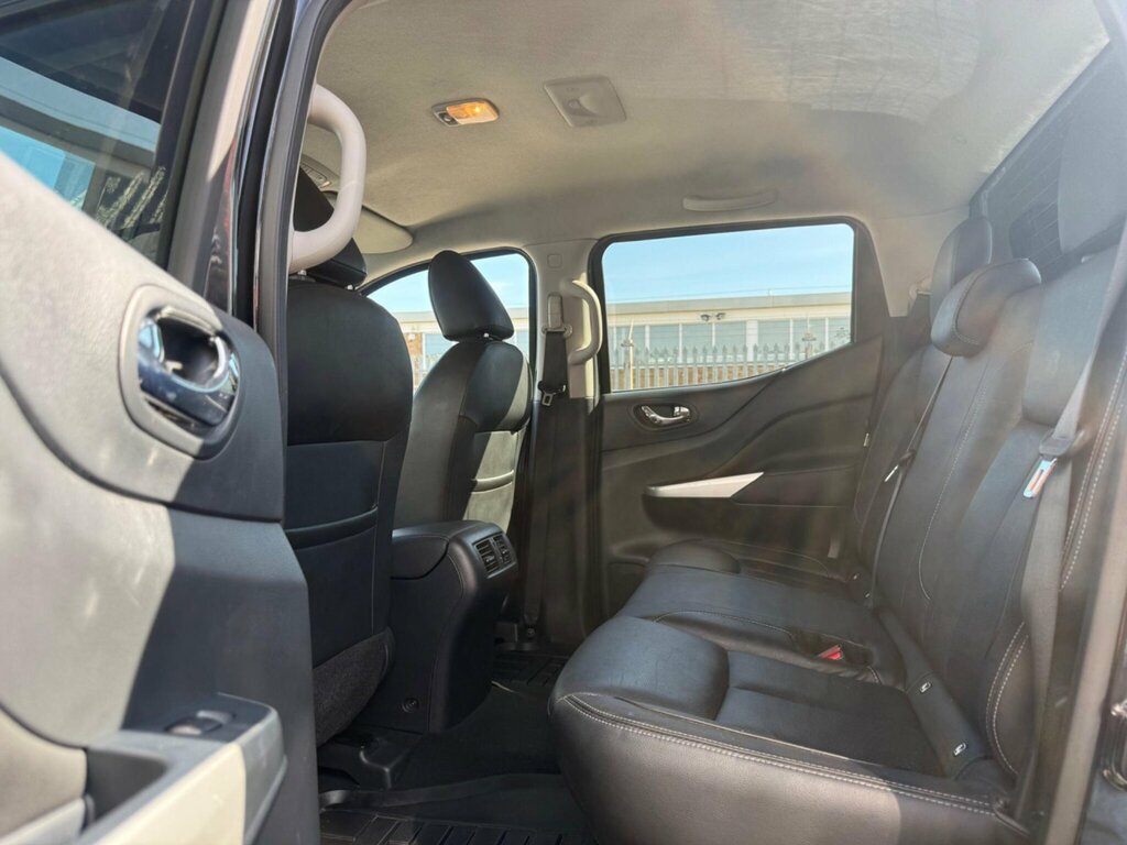 Nissan Navara 2.3L Tekna Black #12