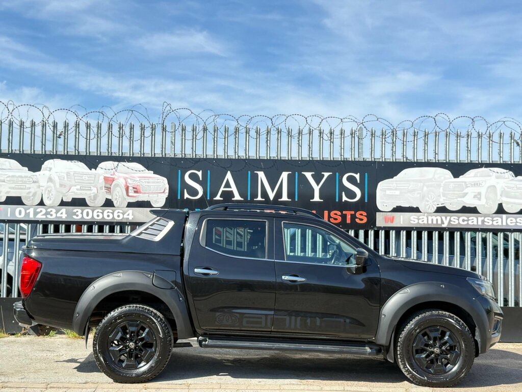 Nissan Navara 2.3 Dci Tekna 4Wd Euro 6 Black #3